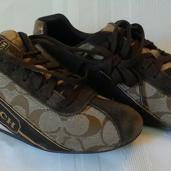 Coach size 6M Hilary running shoes - Picture 2 of 6